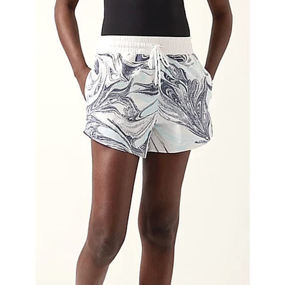NWOT Athleta Crossroads Short Sumi Marble Blue White 4” Shorts - Size 2X
